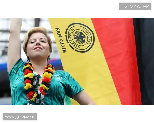 年轻足球明星女朋友的魅力与风采揭秘她们背后的故事与支持力量